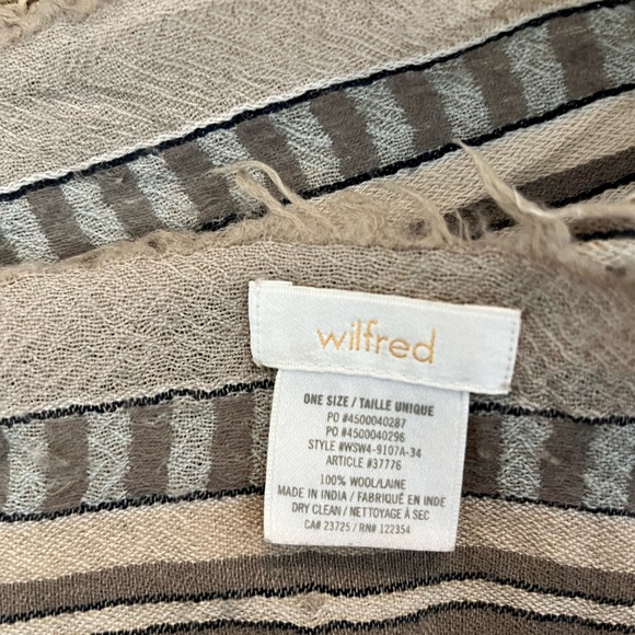 Wilfred Blanket Scarf - 100% Wool - Picture 2 of 4